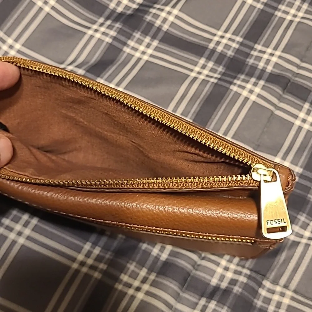 Fossil Wallet - Picture 6 of 7
